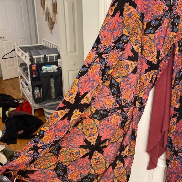 Earthbound Floral Pants with Front Slits - Picture 3 of 4